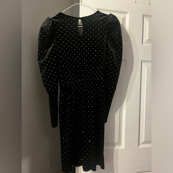 Dot-Print Velvet Puff-Sleeve Dress - Picture 5 of 9